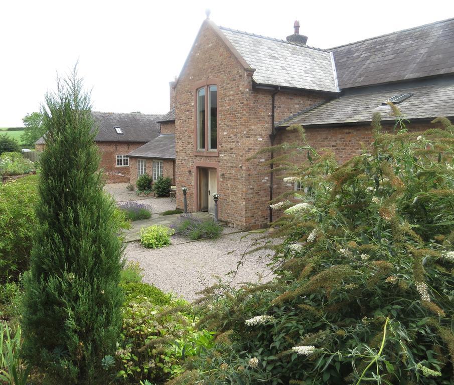 Rock Farm Bed & Breakfast Tarporley Bagian luar foto